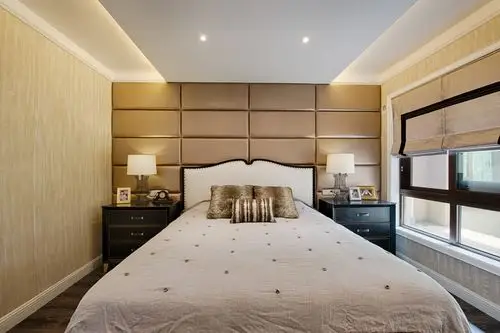 摩登美式四房装修卧室背景墙图片