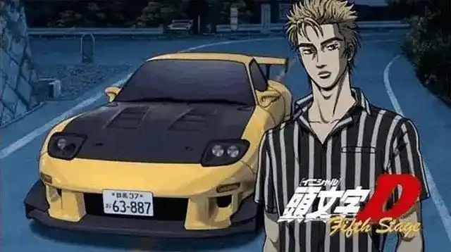 高桥启介两兄弟沉迷于马自达的转子无法自拔,所以当马自达推出rx-8的