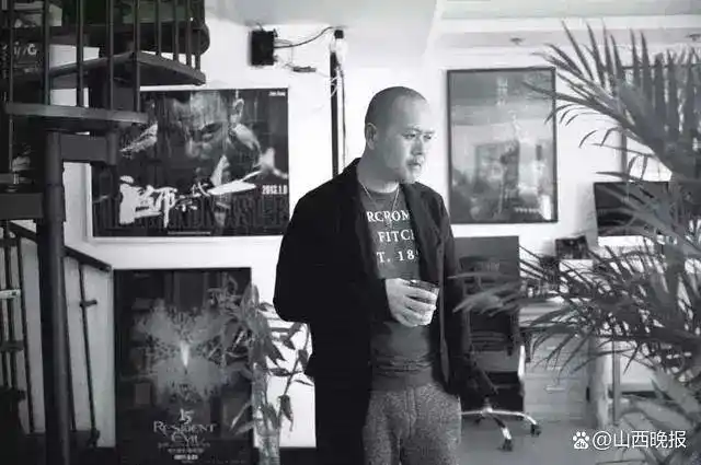 近日,知名海报设计师黄海为《新世纪福音战士新剧场版:终》设计的内地