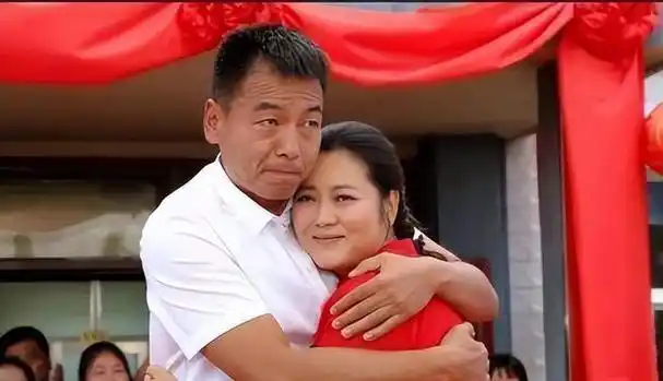 著名演员王挺:38岁替父还清千万债务,"硬汉"的他如今