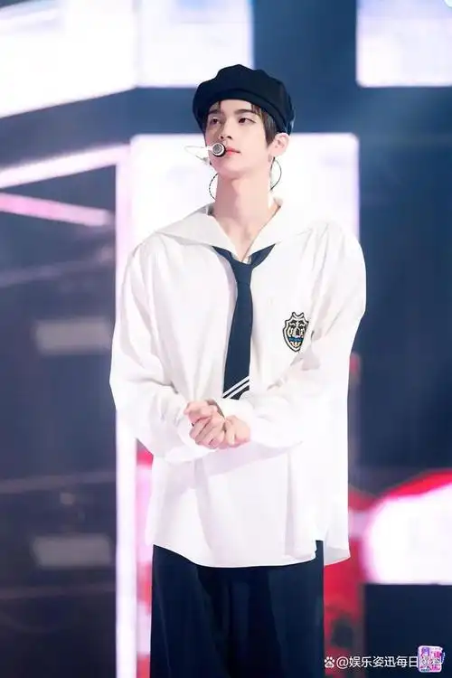 韩国五代男团个人直播观看数排名top8