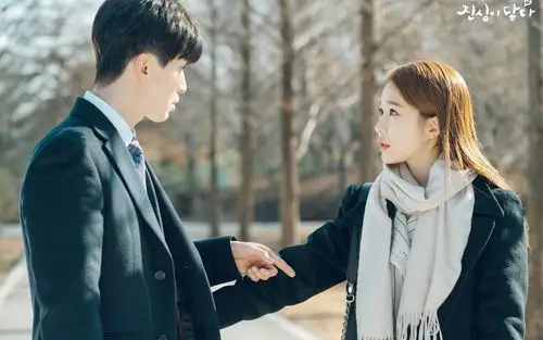 李栋旭刘仁娜《触及真心》剧照图片壁纸