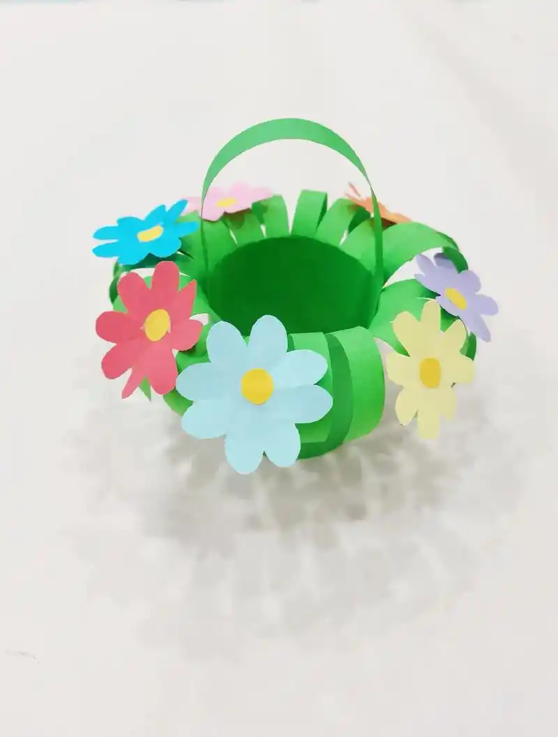 好好看的小花篮呀～制作方法也超级简单只需要卡纸, - 抖音