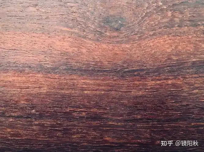 紫檀纹理的光影笔记