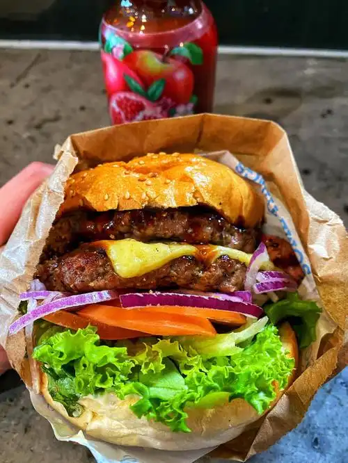 新西兰皇后镇必吃大汉堡