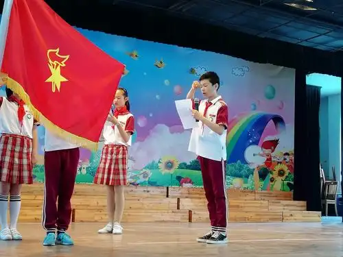 常熟市新区小学一年级入队仪式
