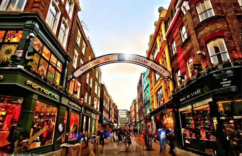 photo by simon & his camera via flickr