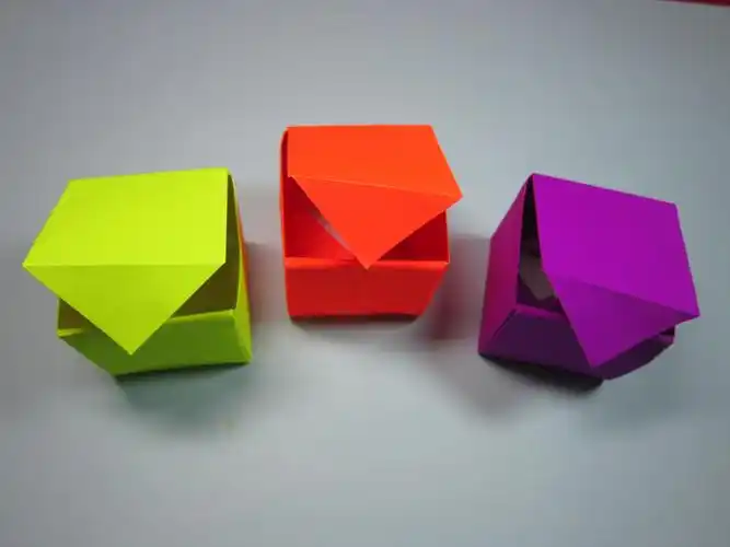 用一张纸折漂亮的盒子,方便又实用