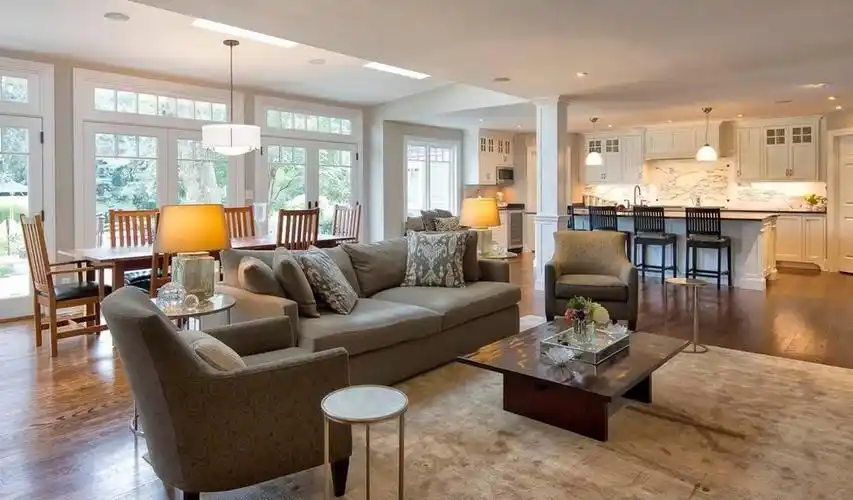 梁景天装修改造