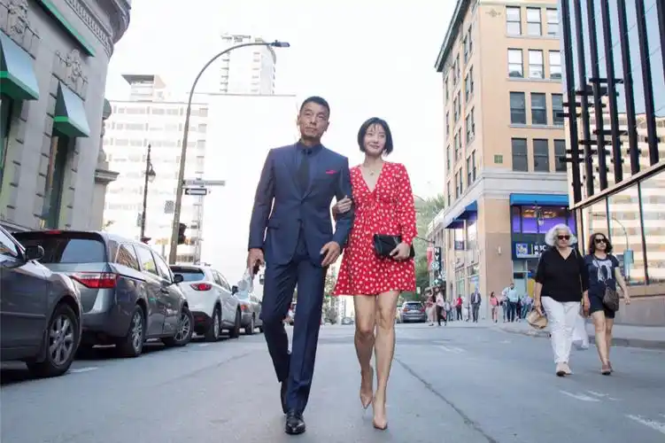 p data-id="gnt51npt0w">王挺,1972年6月26日出生于中国 a target="