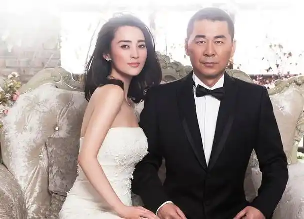 演员吴越:被陈建斌抛弃,今51岁不婚不育,我有固定伴侣