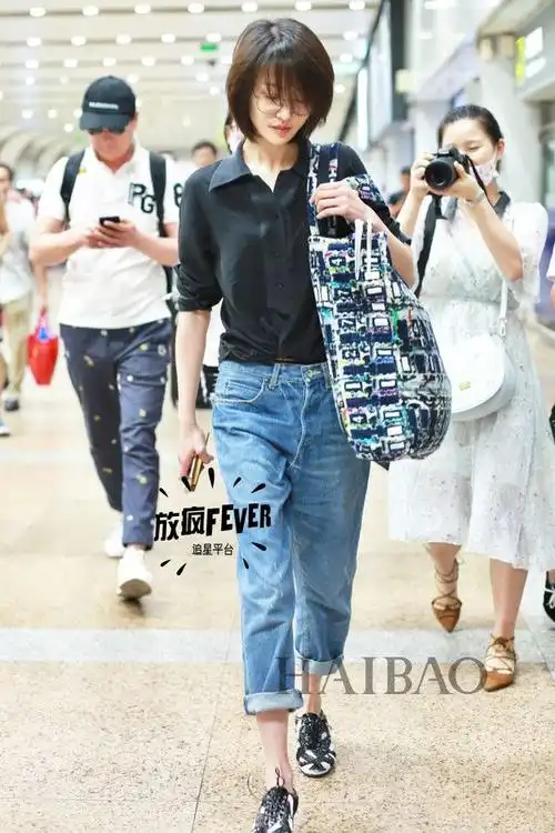 郑爽最新机场街拍