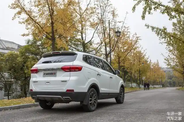 8万预算买suv,这款大空间,内饰好,配置全的实用suv不容错过_东方汽车