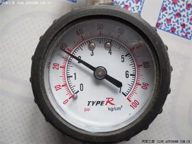 亲们,这个胎压表怎么读啊?请大家帮忙了.(有图)