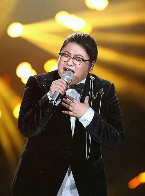 韩红的母亲雍西:女儿52岁仍未婚单身,让她纠结心痛