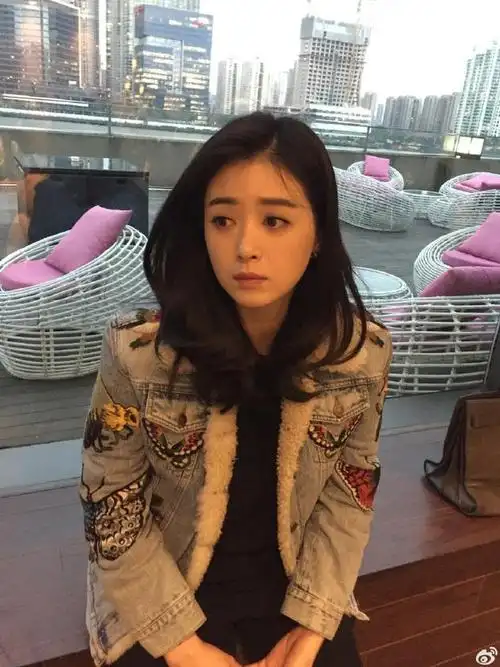 蒋欣胖了上热搜自侃我是不一样的品种组图