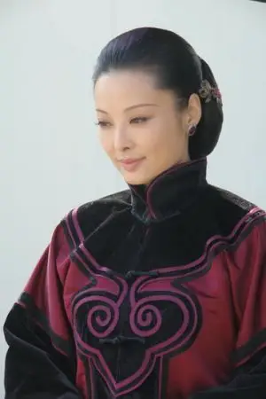 袁立:与斯琴高娃相对比是我的荣幸