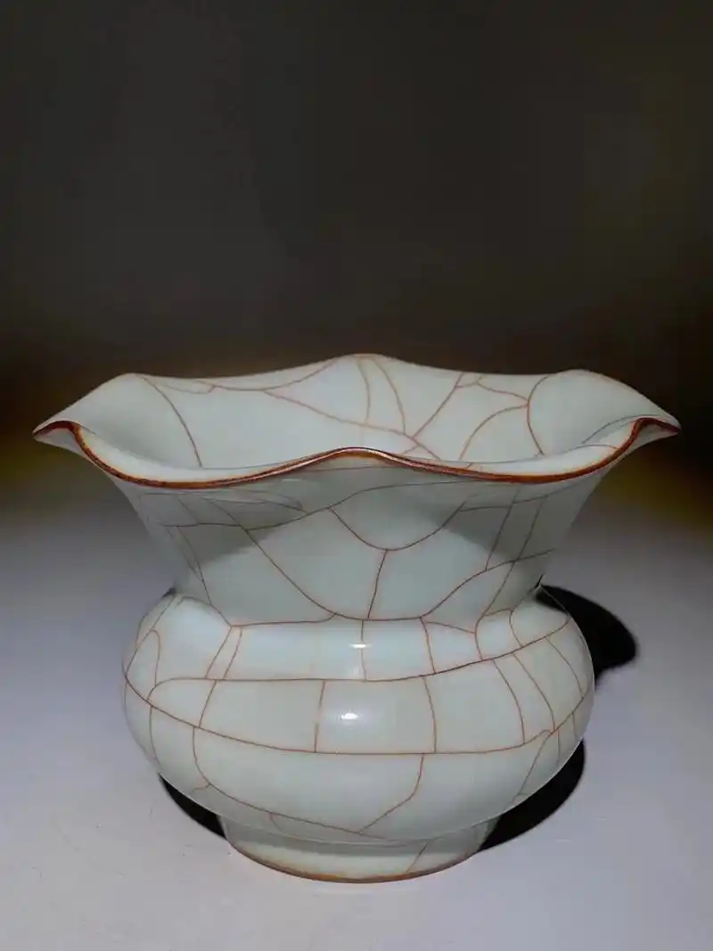 哥窑金丝铁线荷花口罐#看上的老板带图私信我 - 抖音