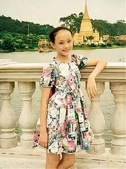 孙俪资助4年的"白眼狼"向海清,走到今天这一步又能怪得了谁?