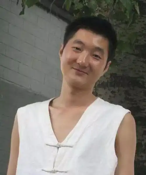 魅力男人王大治:一个被"丑"耽误的实力派演员