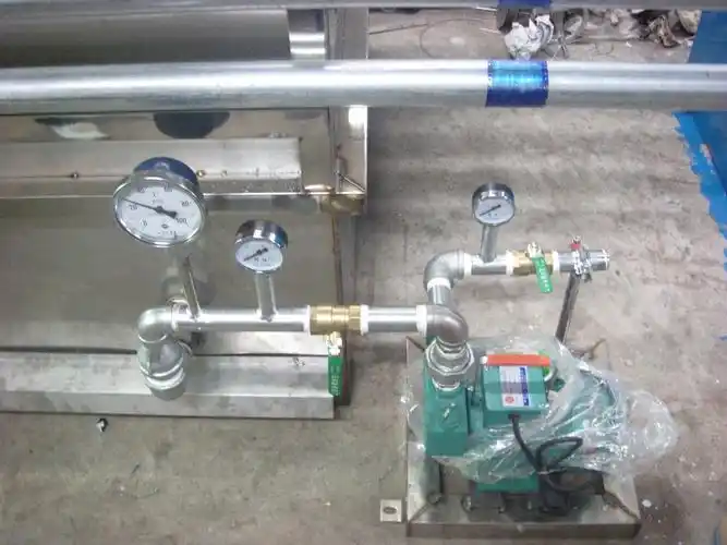 大家看看这个压力表安装有没有问题