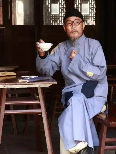 清朝一老头,修炼气功60年,90岁召来4个丫环,一月后便一命呜呼_柳翁