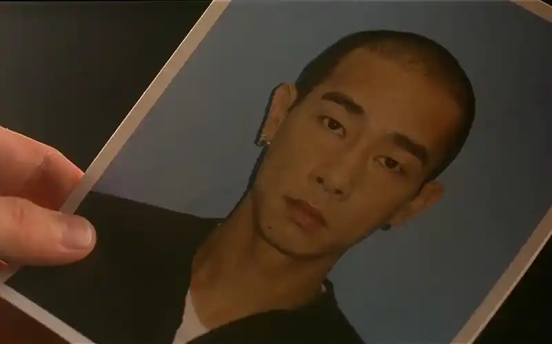 【陈小春】2003 绝种铁金刚.粤语中字cut