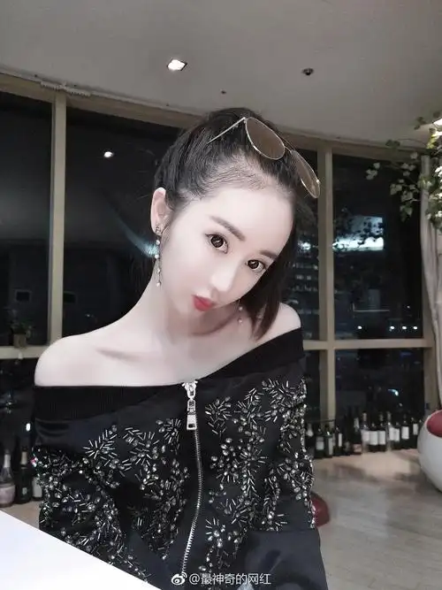 程琳【相关词_网红美女程琳】