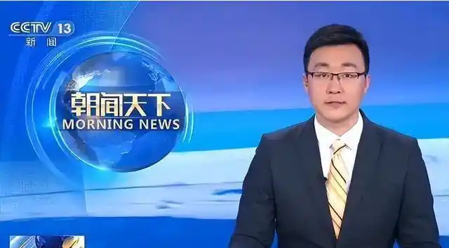 苗凯:从农村走出来的央视主播,弟弟替他辍学,女友帮他走上播音之路