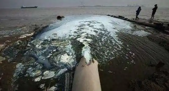 难怪支持日本!3000吨核污水早已排入大海,瞒了各国8年