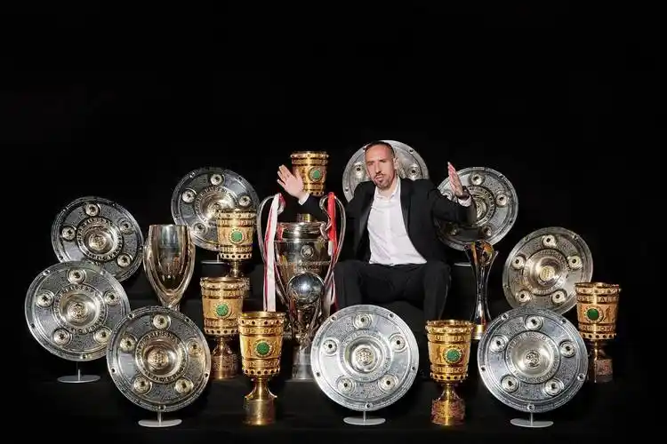 1座托托杯1座土耳其杯1座欧足联最佳球员奖(2013)(richard)返回搜狐