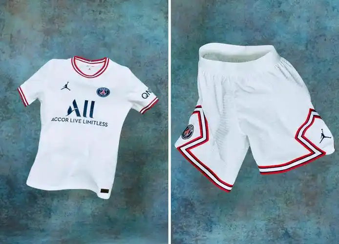 巴黎圣日耳曼202122赛季第三客场球衣发布