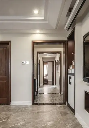 126平三居室装修门套设计时尚现代卫生间白色门装饰简约休闲三居室