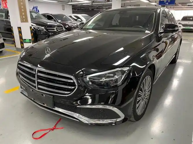 23款奔驰e300l豪华 46.88米直接开走!