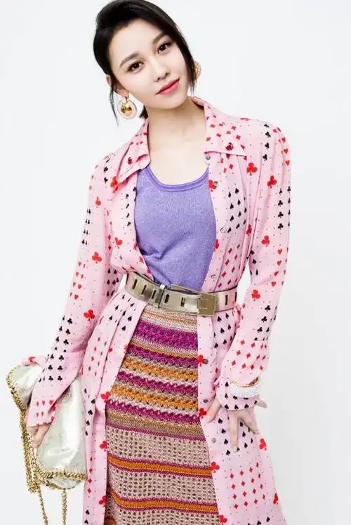 《不负如来不负卿》阿丽亚分饰两角挑战演技新高度