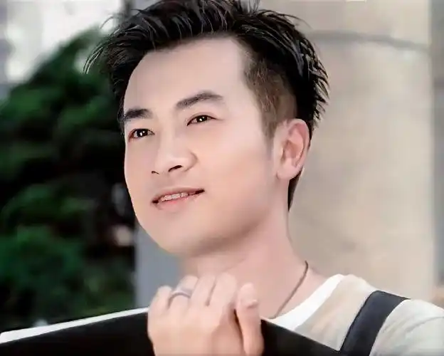 苏有朋再唱《爱》,戳中多少人的心,终于理解你们"王心凌男孩"|苏有朋