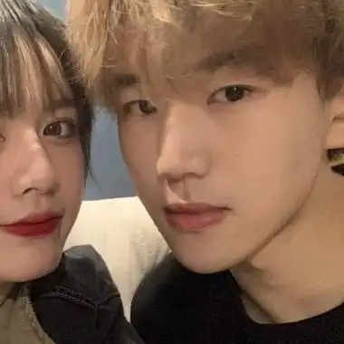 抖音最新情侣头像一对两张真人图片