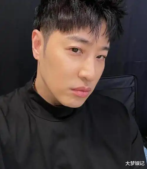 菜单取名胖玮柏被本人看到潘玮柏高eq回应周杰伦秒点赞