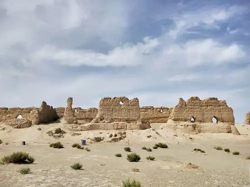 玉门关,河仓城,汉长城遗址历史文化一日游