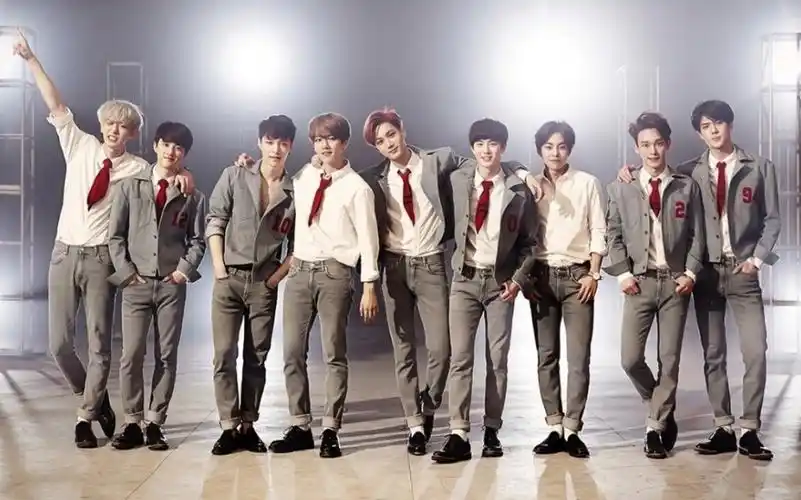 【exo颜值群像】原本以为只是标准,没想到竟是巅峰