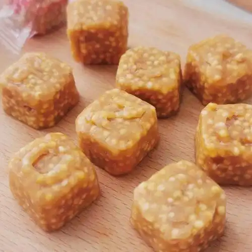 酸奶炒米糖500克内蒙古炒米糖手工老式酸奶糖酸奶炒米糖500克