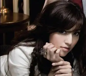 南拳妈妈的女主唱是谁?她是怎么出道的?