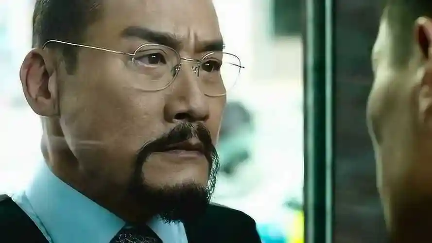 梁家辉为什么能得影帝?《寒战2》这段没有一句台词,演技炸裂