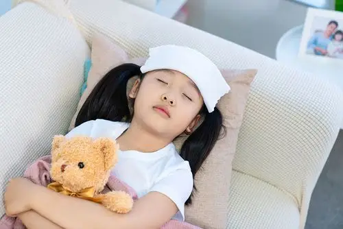 感冒儿童图片