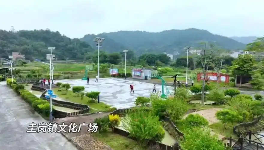 "飞阅百千万" | 西山竹秀 水韵圭岗_腾讯新闻