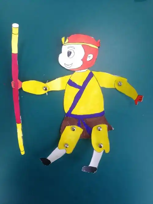 诚睦路小学装饰画社团("皮影"制作)