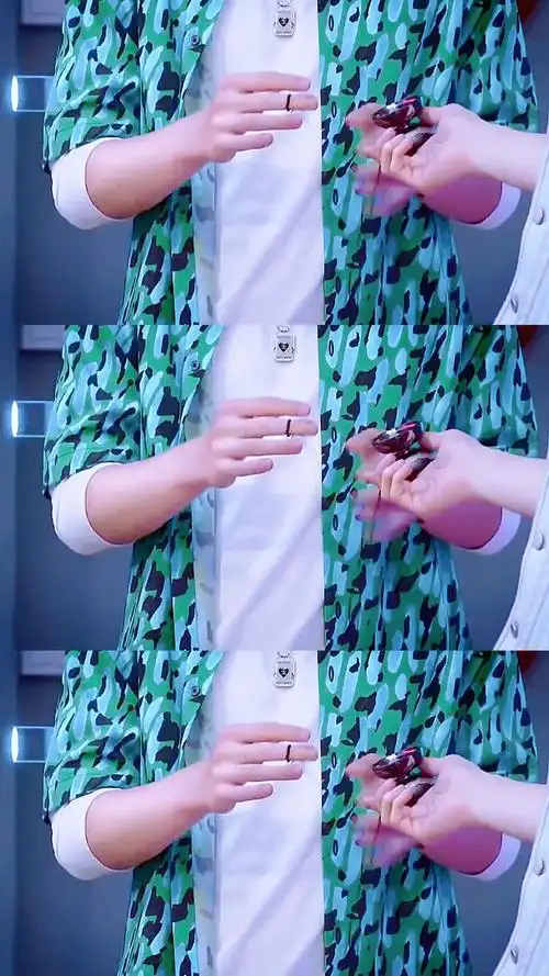 王一博#来看看一博花式玩溜溜球～我只能说看得我眼花缭乱,实在太