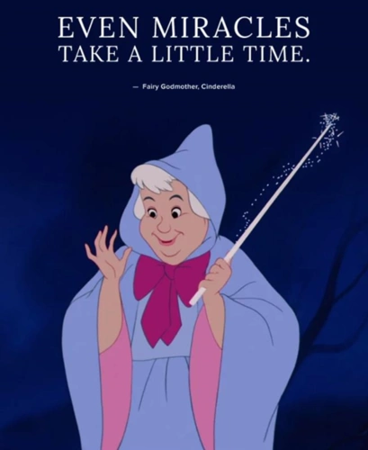 灰姑娘)》(1950),《睡美人》(1959)中,都出现了使用魔法的仙女或女巫