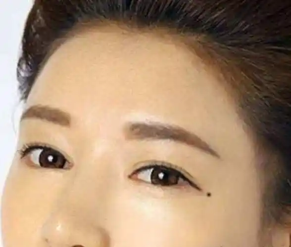 内眼角有痣(内眼角有痣面相)