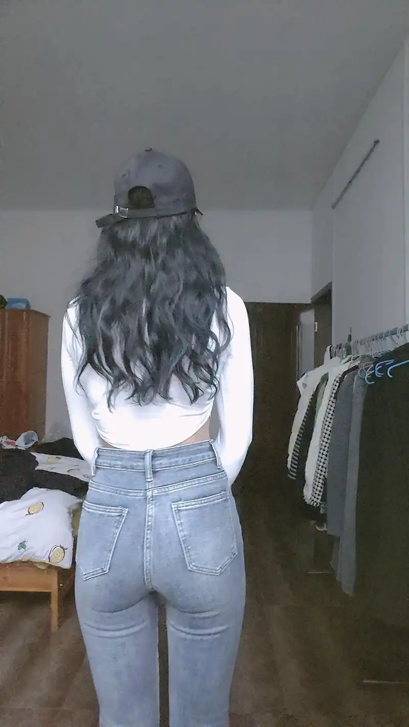 谁懂啊!#紧身牛仔裤 #微胖女生 - 抖音